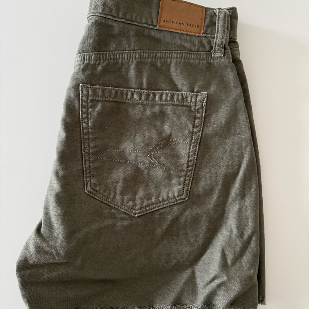 American Eagle High Waisted Shorts